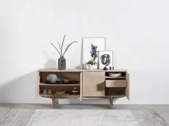 SM306 Sideboard